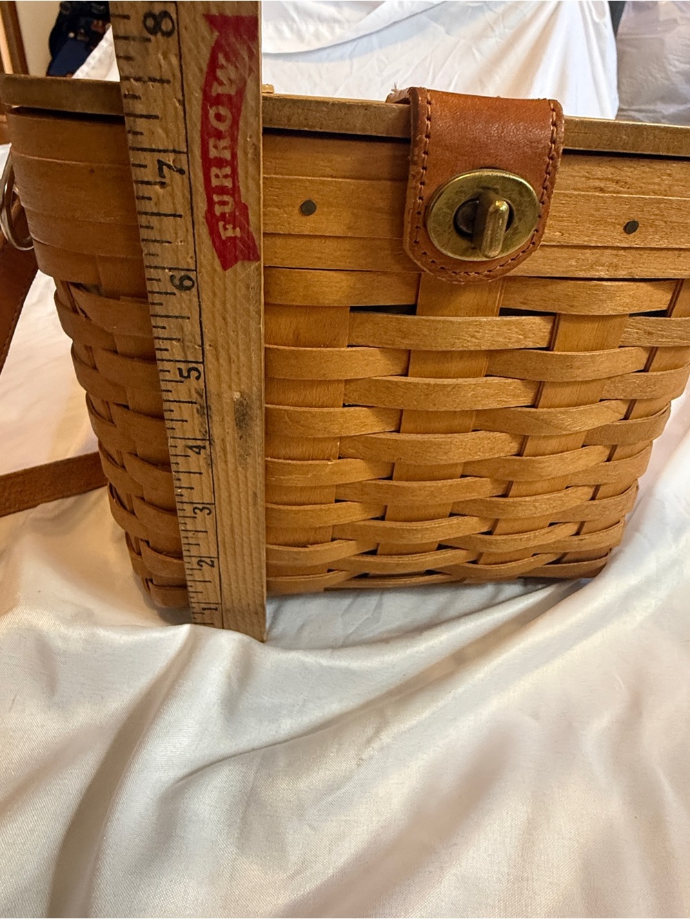Longaberger Tan Woven Leather Crossbody with Turn-Lock - Picture 9 of 10